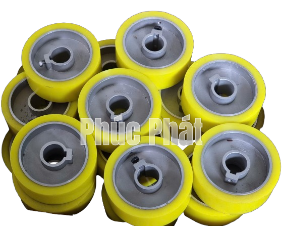 z7493329238320_e7d5eca7716682cfaf55683d32f0db80-removebg-preview